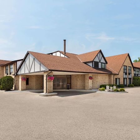 Days Inn By Wyndham Sarnia Harbourfront Zewnętrze zdjęcie