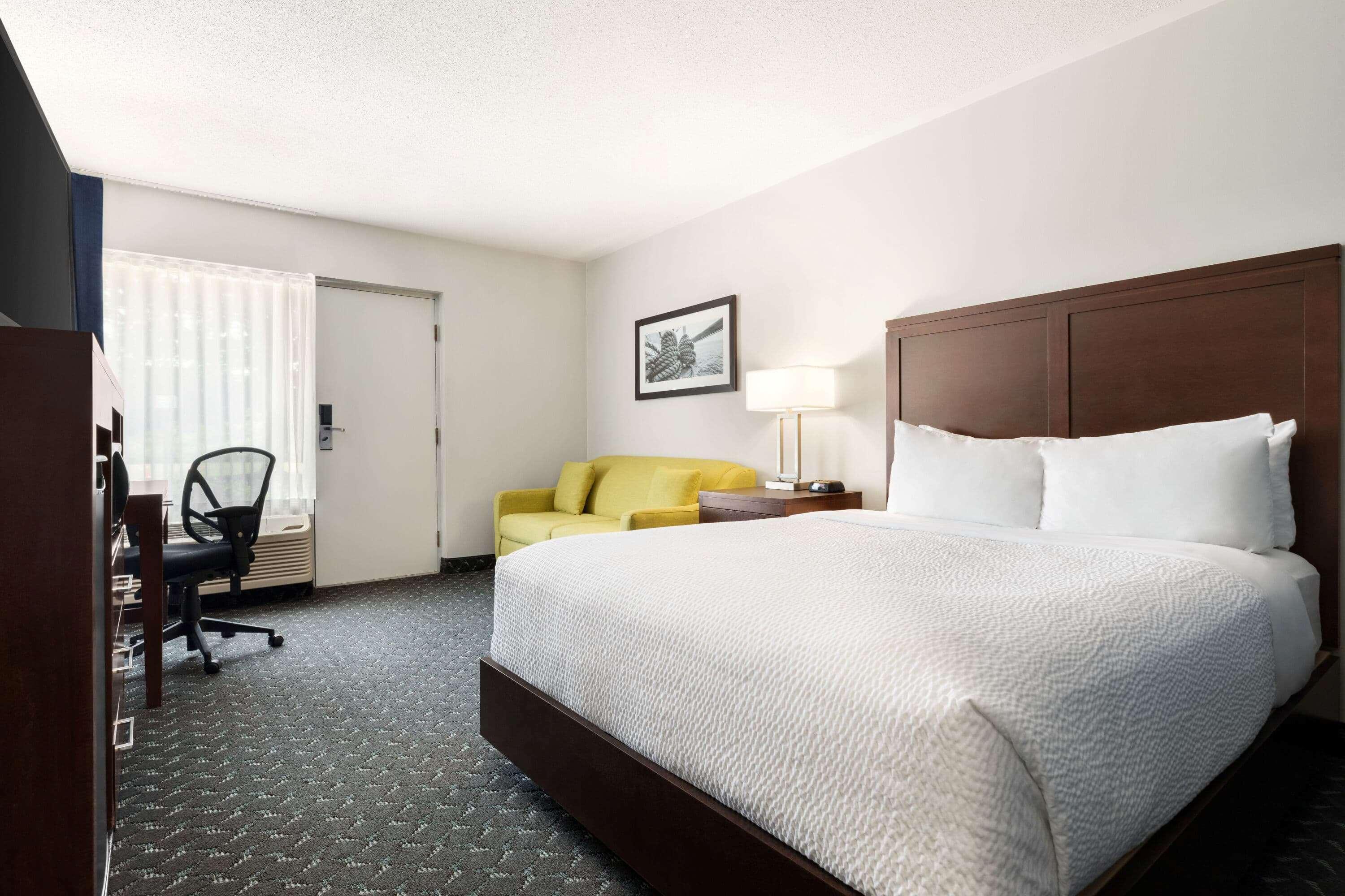 Days Inn By Wyndham Sarnia Harbourfront Zewnętrze zdjęcie