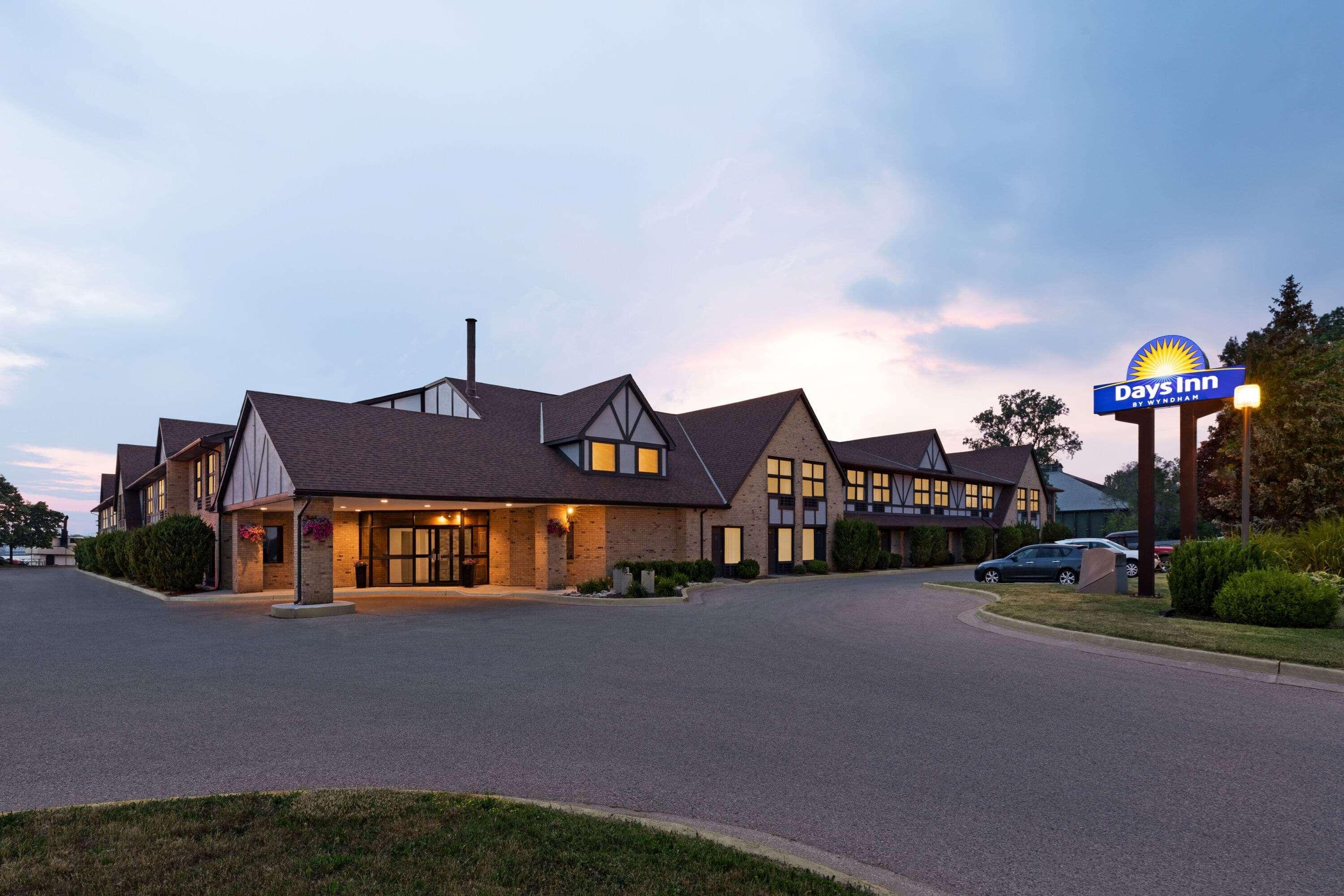 Days Inn By Wyndham Sarnia Harbourfront Zewnętrze zdjęcie