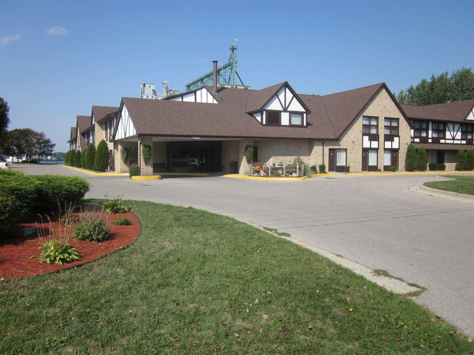 Days Inn By Wyndham Sarnia Harbourfront Zewnętrze zdjęcie